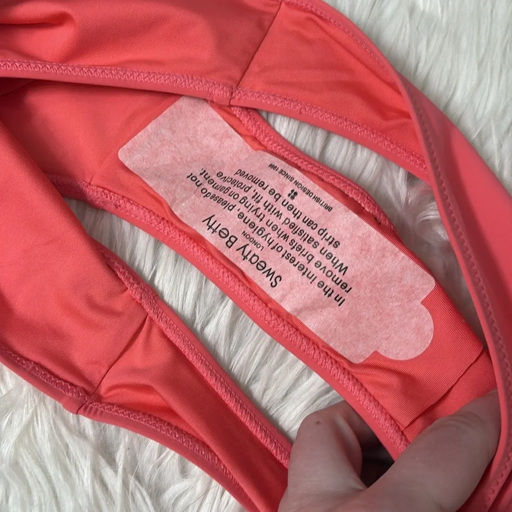 NWOT Flawed Sweaty Betty Light Pink Swim Bottoms US 8
